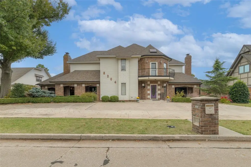8204 Brownsville Lane, Bethany, OK 73008 - Image #1