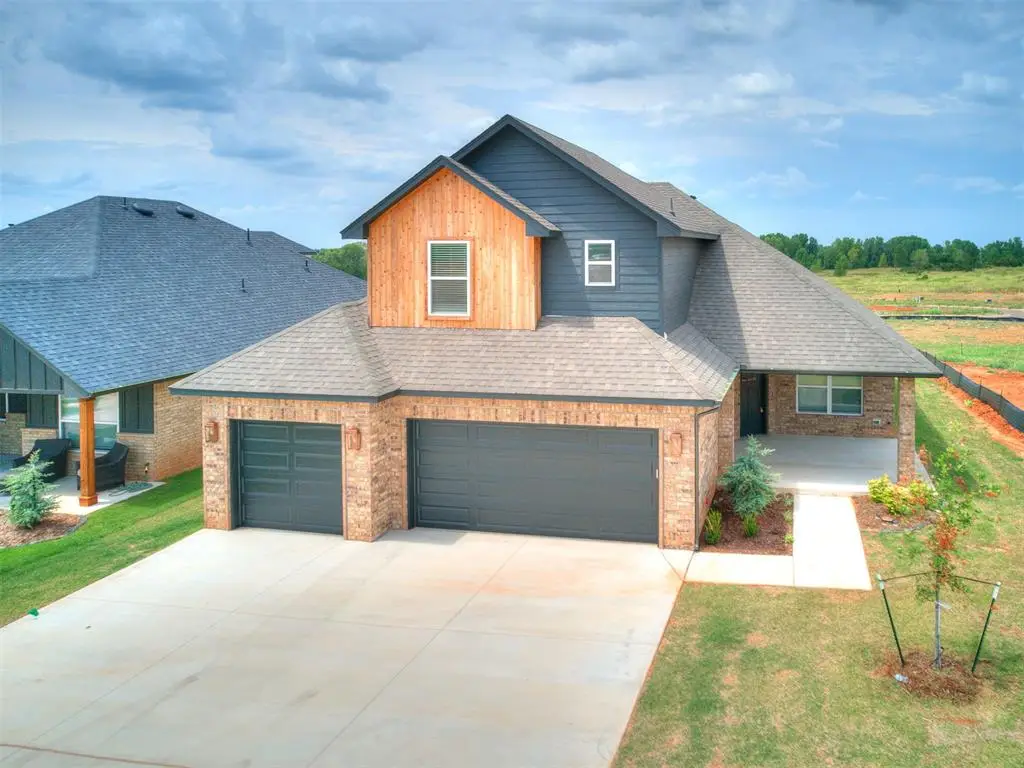209 Sage Brush Way, Edmond, OK 73025 - Image #1