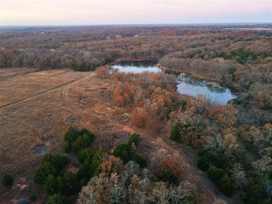 E 980 Road, Wellston, OK 74881 - Image #2