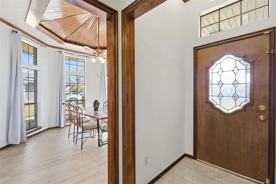 11409 Cedar Valley Drive, Oklahoma City, OK 73170 - Image #3