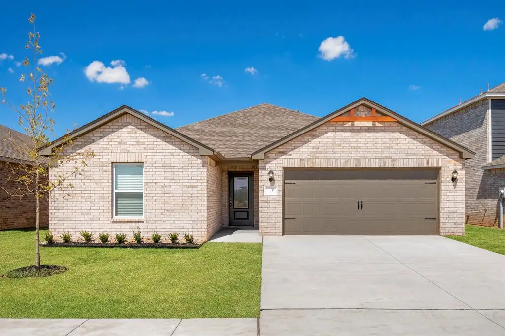 640 Luna Way, Tuttle, OK 73089 - Image #1