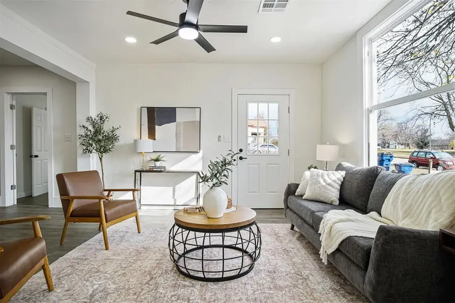 708 E Vilas Avenue, Guthrie, OK 73044 - Image #3