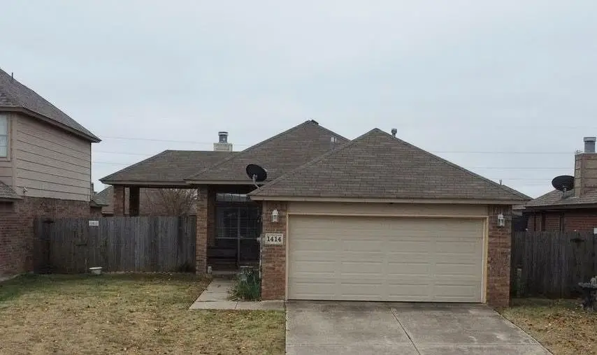 1414 SW 24th Street, Moore, OK 73170 - Image #1