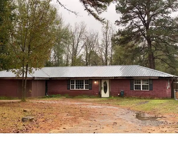 60 Randall Road, Broken Bow, OK 74728