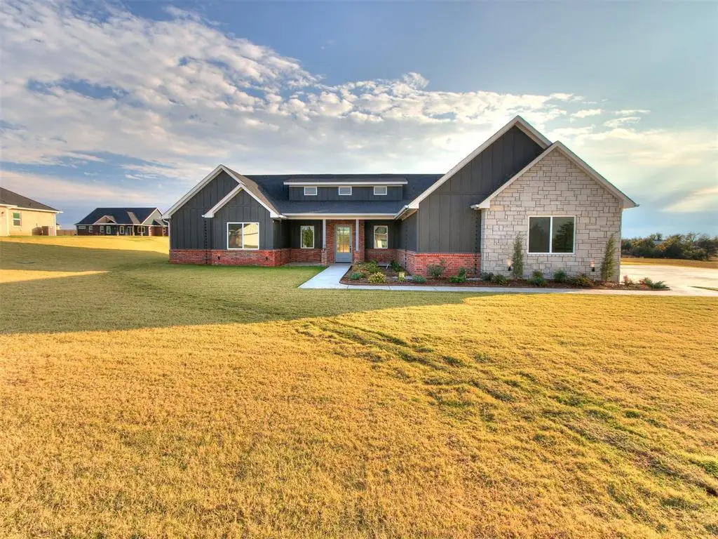 4501 Raymond Lane, Guthrie, OK 73044 - Image #1