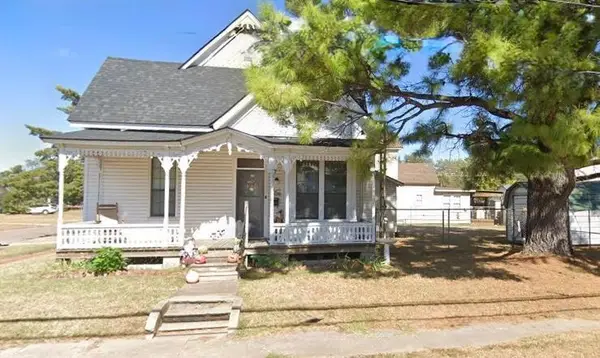 222 W Highland Street, Shawnee, OK 74801