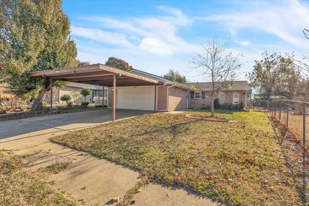 203 Kimberly Lane, Yukon, OK 73099 - Image #1