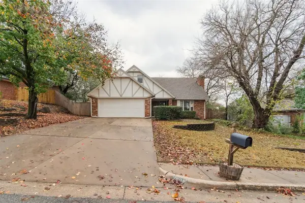 1208 Cedar Ridge Road, Edmond, OK 73013