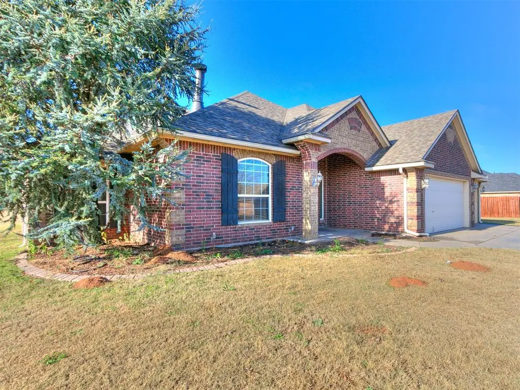 291 Hillside Drive, Harrah, OK 73045 - Image #1