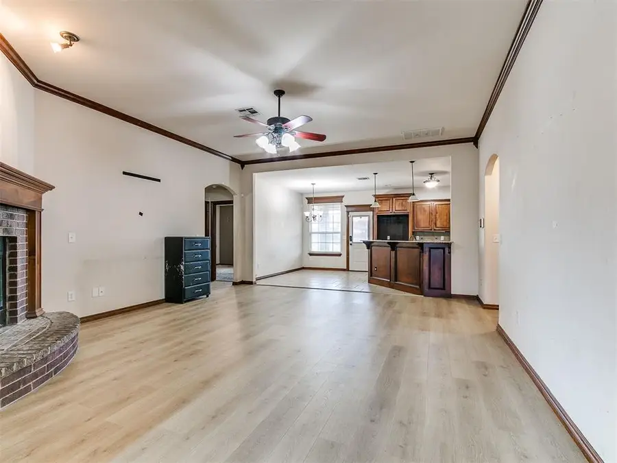 291 Hillside Drive, Harrah, OK 73045 - Image #3