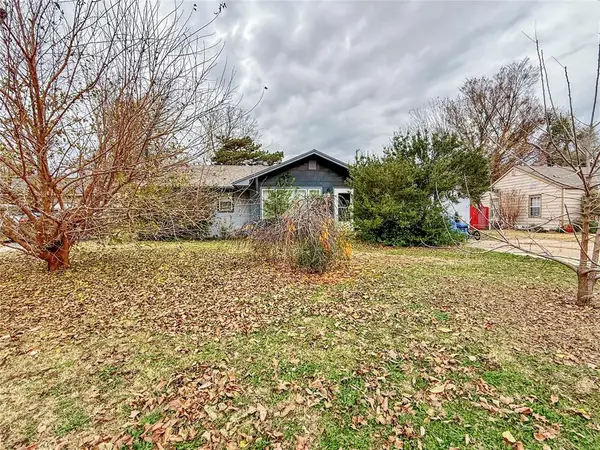 1715 18th Street, Woodward, OK 73801