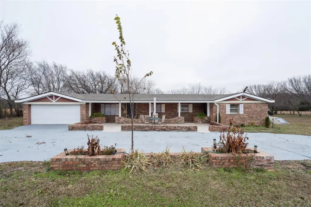 104102 Highway 48, Castle, OK 74833 - Image #1
