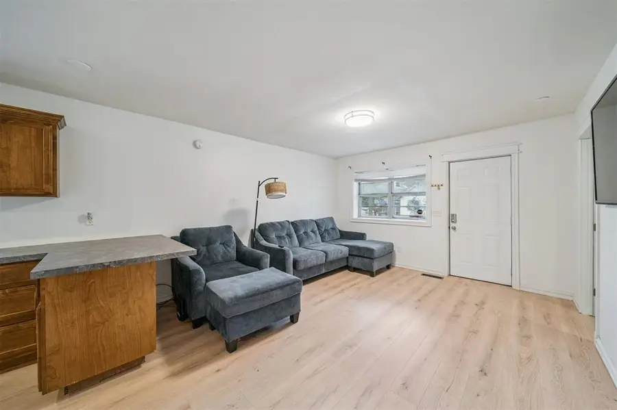 1217 E Cherry Street, Cushing, OK 74023 - Image #3