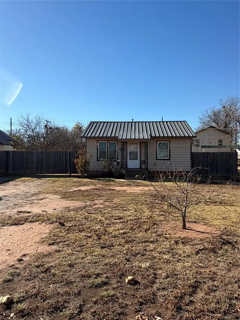 715 N Jackson Street, Altus, OK 73521 - Image #1