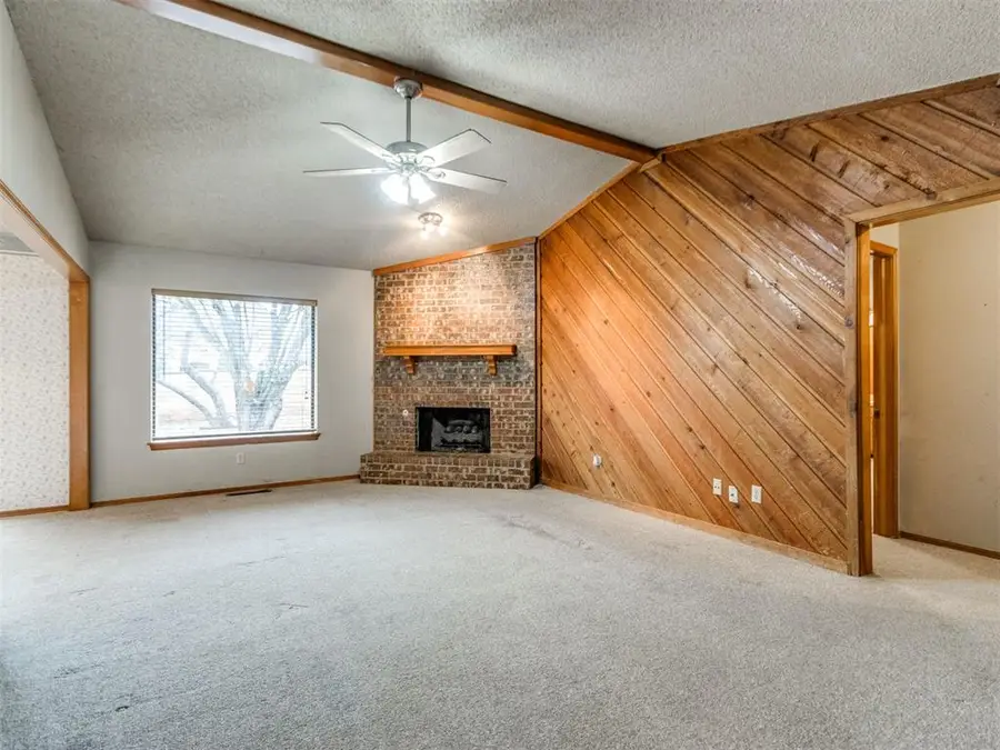 2109 Castle Rock, Edmond, OK 73003 - Image #3