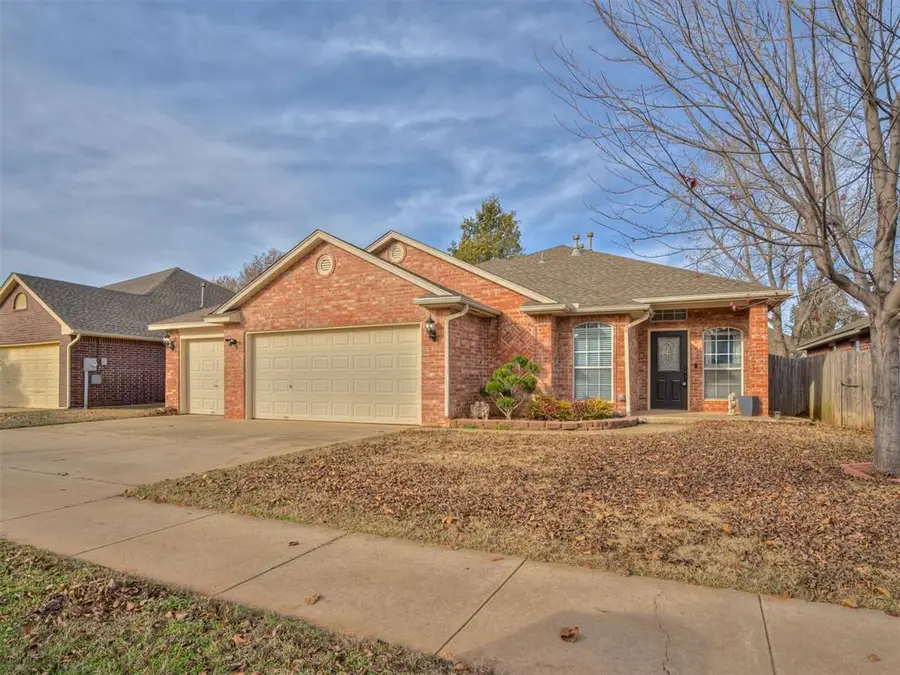 1909 Fair Meadow Drive, Edmond, OK 73003 - Image #3