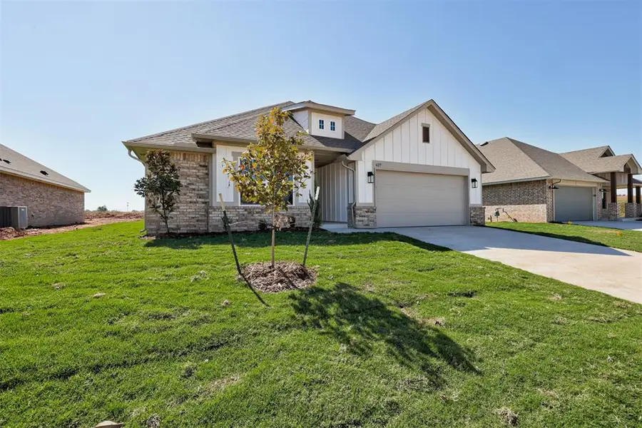 627 Honey Springs Lane, Shawnee, OK 74804 - Image #2