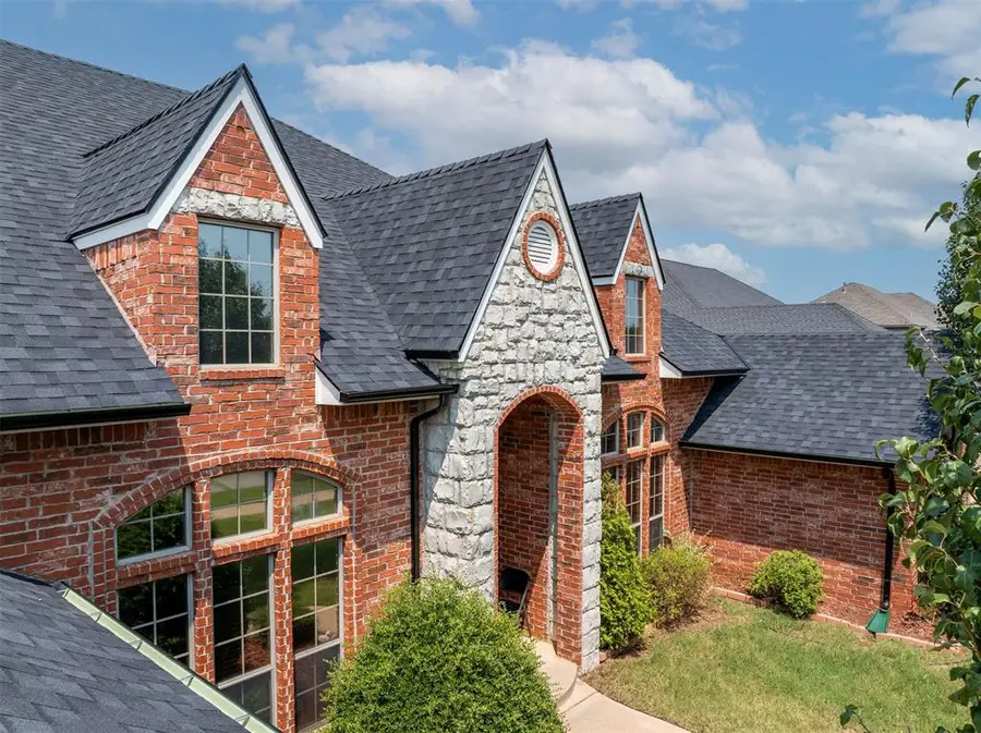 3101 Westbury Glen Boulevard, Oklahoma City, OK 73179 - Image #2