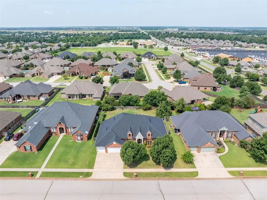 3101 Westbury Glen Boulevard, Oklahoma City, OK 73179 - Image #3