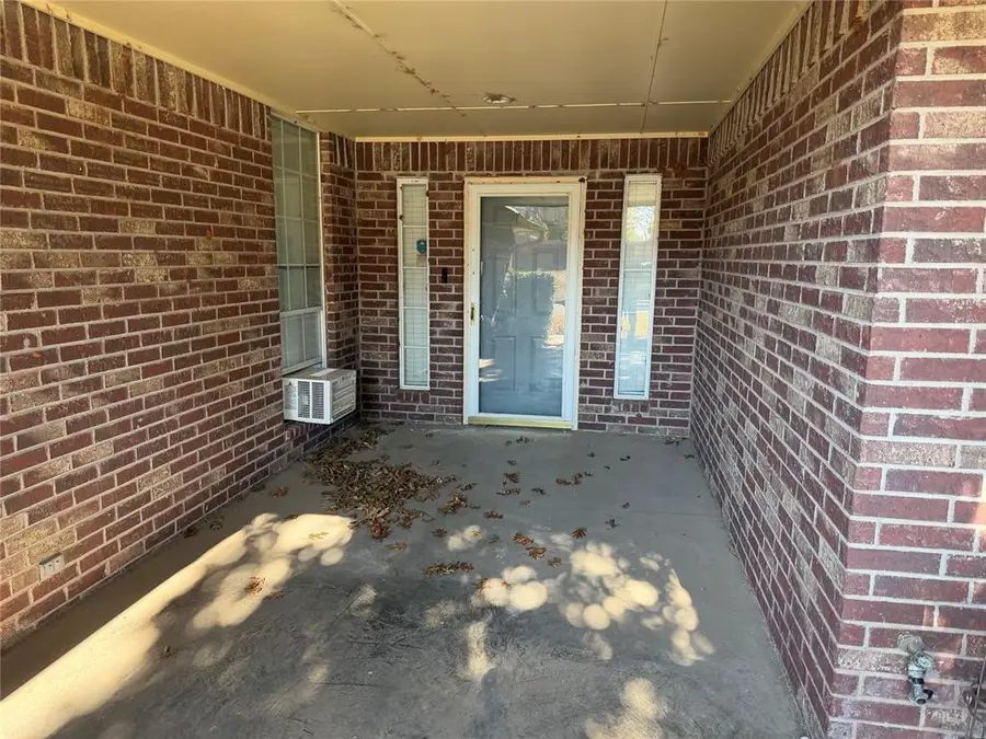 5805 NW 101st Street, Oklahoma City, OK 73162 - Image #2