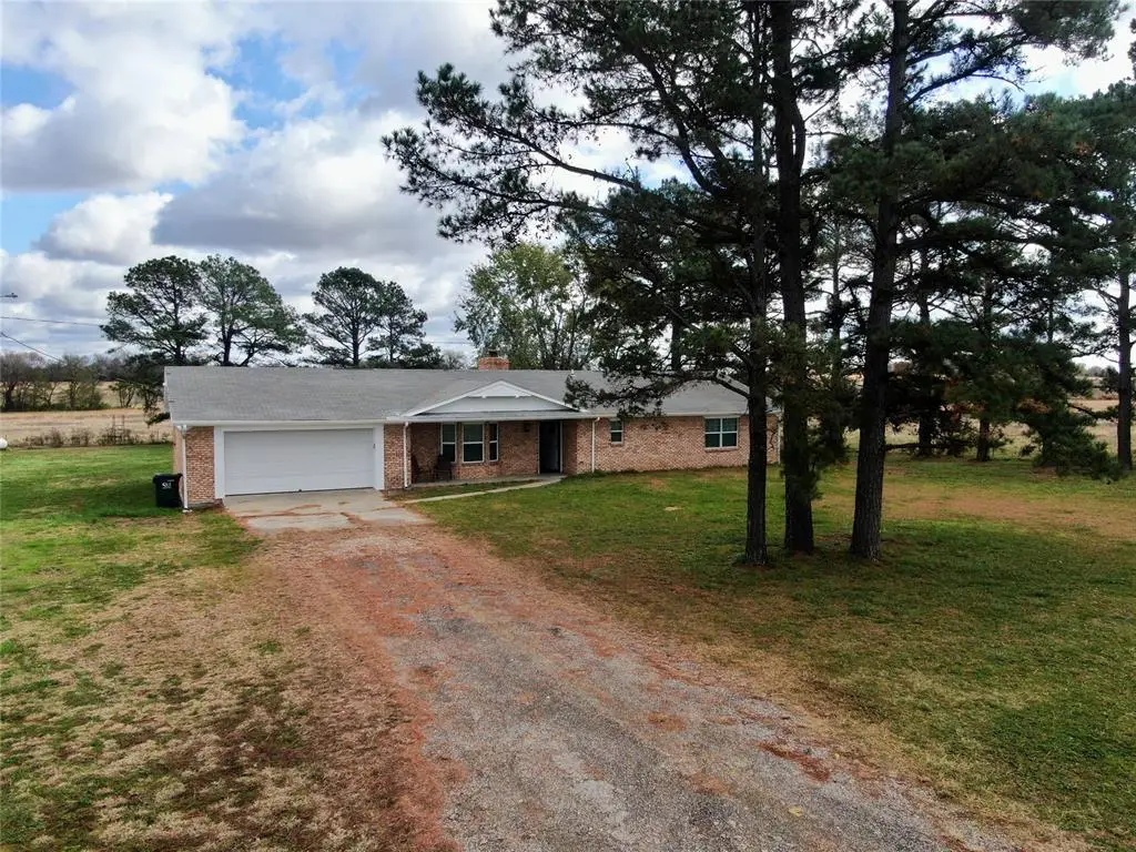11086 N 368 Road, Okemah, OK 74859 - Image #1