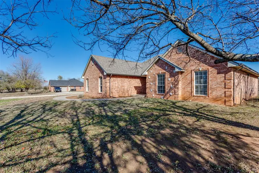1053 S Mustang Road, Blanchard, OK 73010 - Image #2