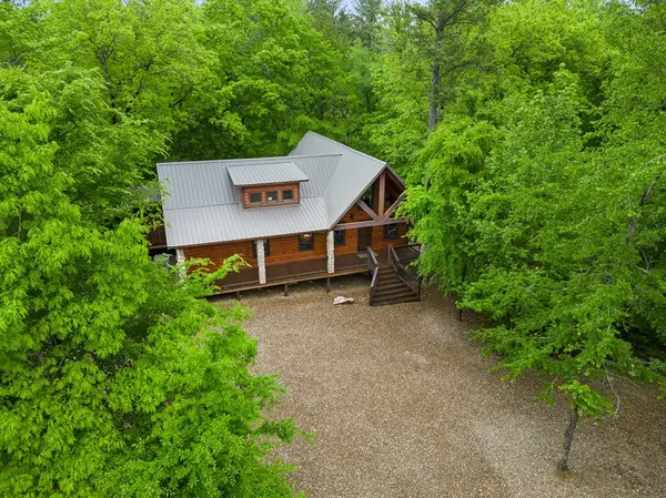 186 W Eagle Mountain Trail, Broken Bow, OK 74728