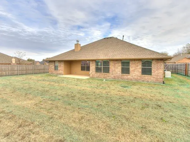 4536 Oasis Court, Yukon, OK 73099 - Image #2