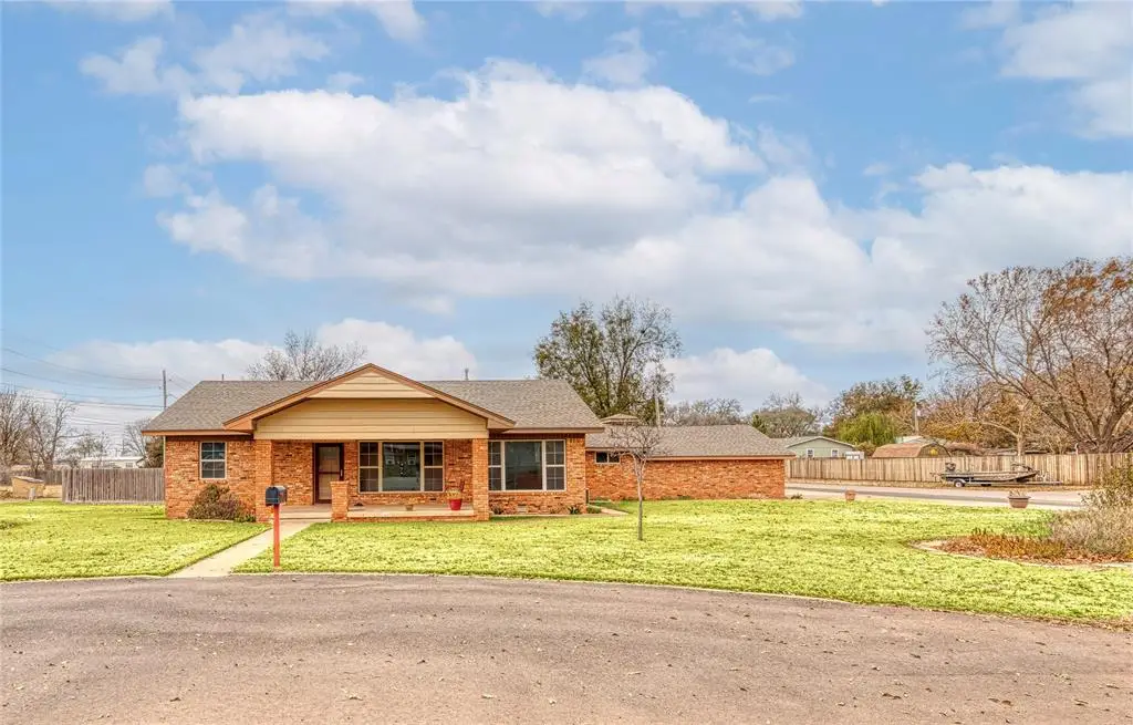 519 N Peace Avenue, Elk City, OK 73644 - Image #1