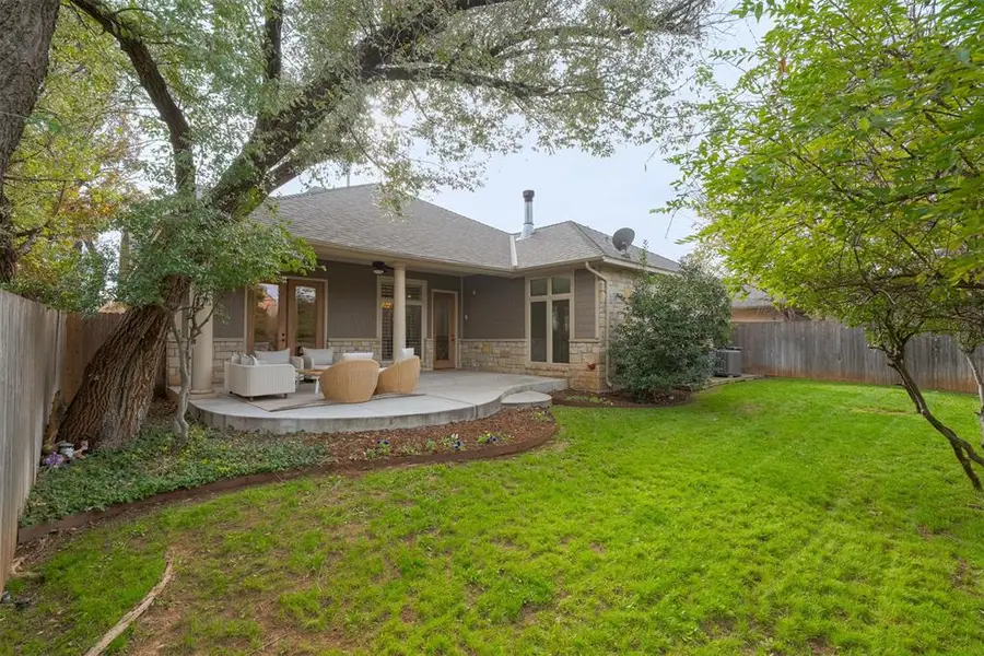 1121 Fenwick Place, Nichols Hills, OK 73116 - Image #2