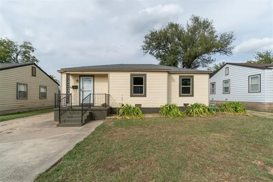 311 E Grumman Drive, Midwest City, OK 73110 - Image #3