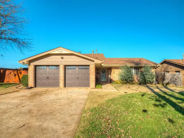 207 Klondike Drive, Yukon, OK 73099
