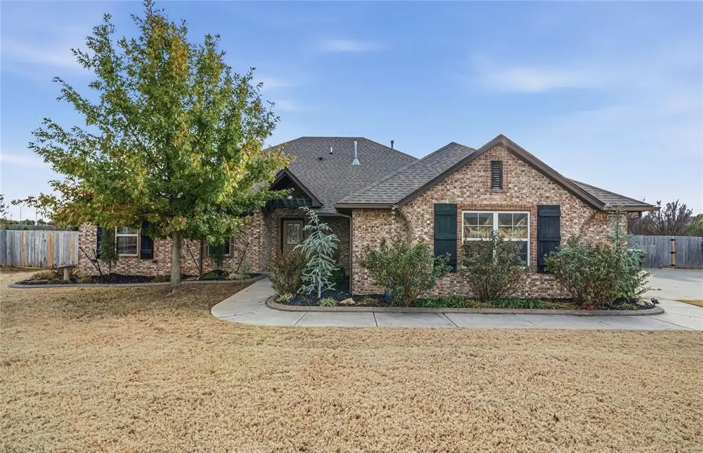 424 Prairie Run, Edmond, OK 73034 - Image #1