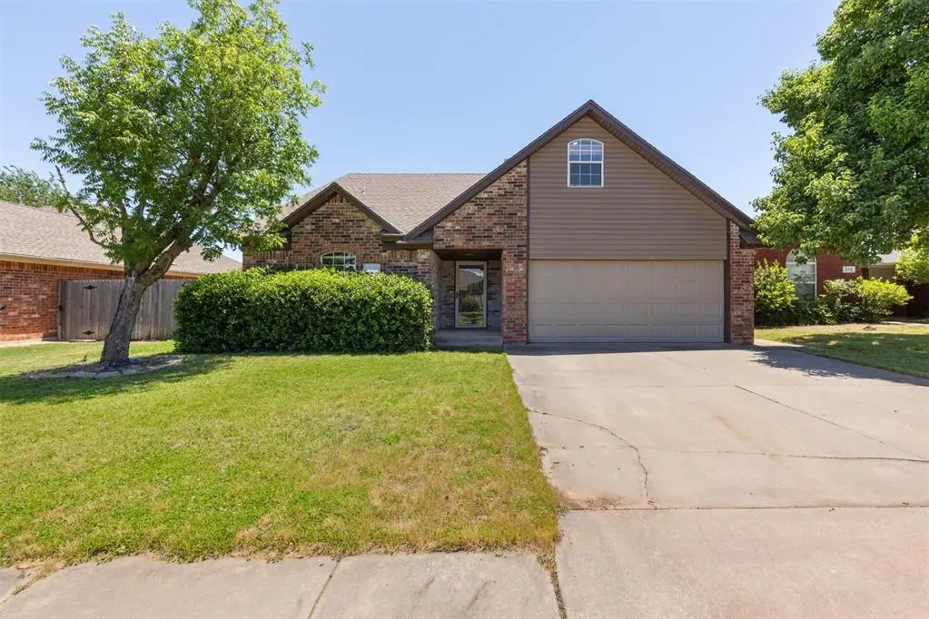 316 SE 6th Street, Moore, OK 73160 - Image #1