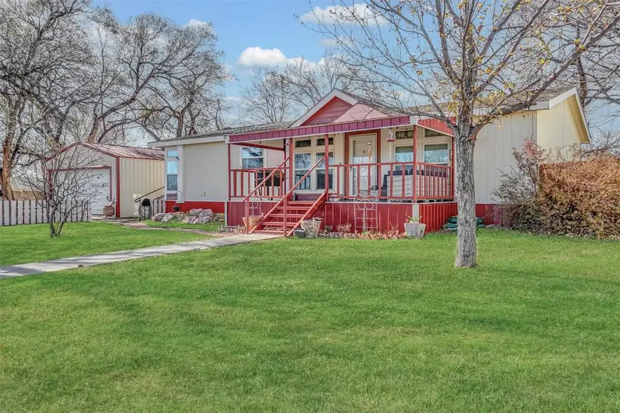 121 S Sycamore Avenue, Erick, OK 73645 - Image #2