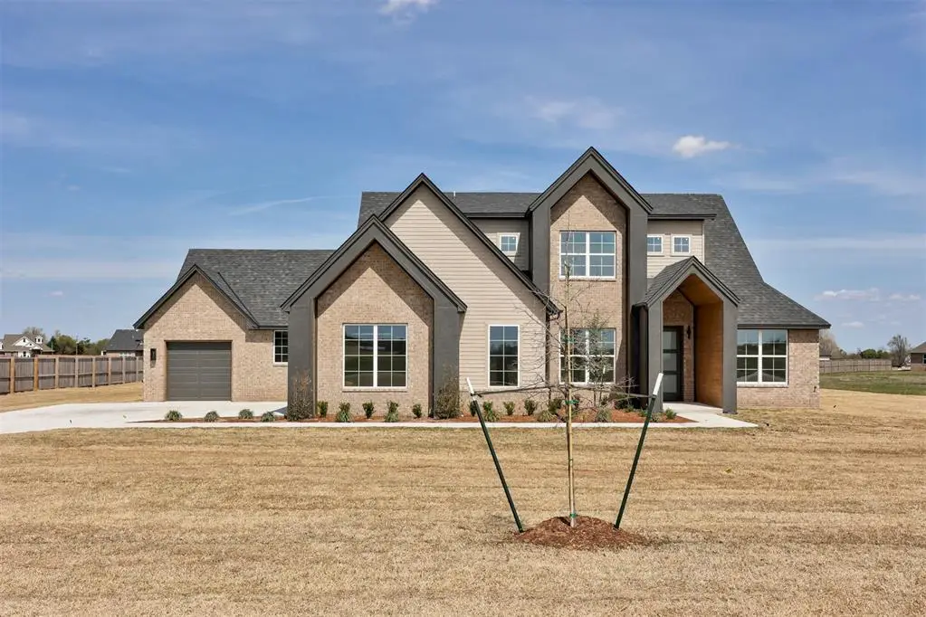 3252 Mission Hill Drive, Norman, OK 73072 - Image #1