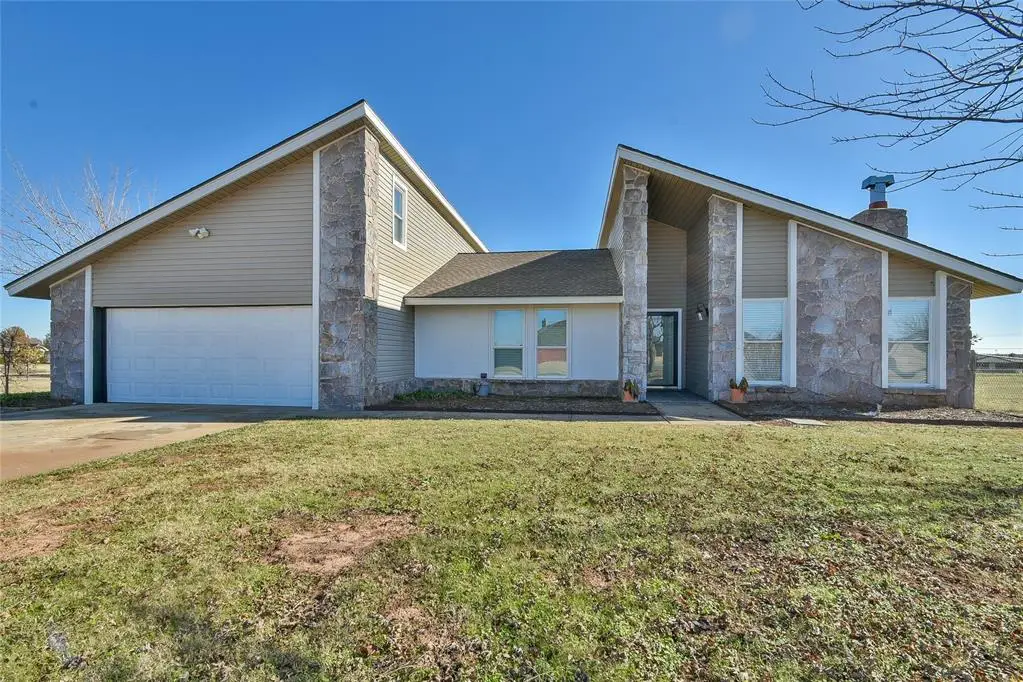 106 NE Mustang Road, Piedmont, OK 73078 - Image #1