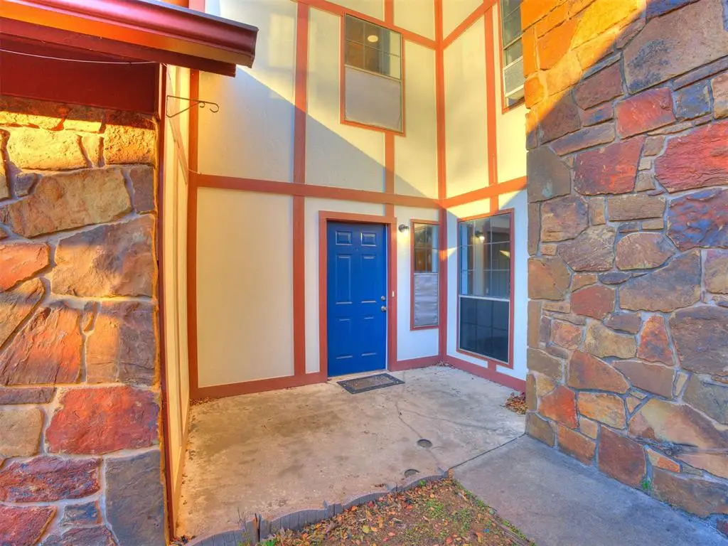 728 Rockridge Circle, Edmond, OK 73034 - Image #1