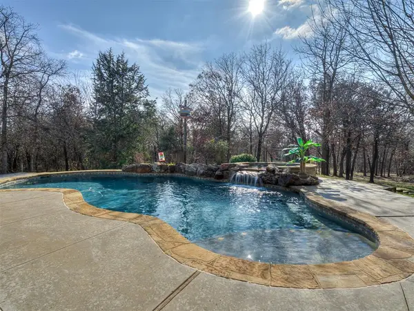 7400 Tangle Vine Drive, Edmond, OK 73034