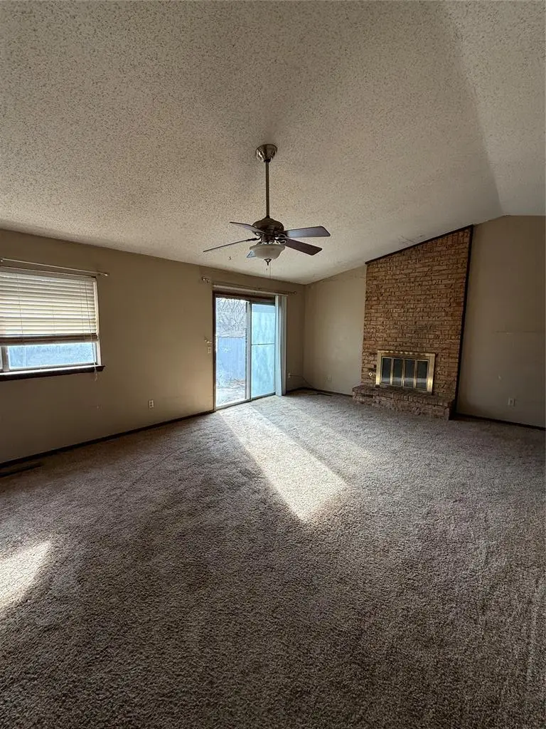 608 SW 23rd Street, Moore, OK 73160 - Image #2