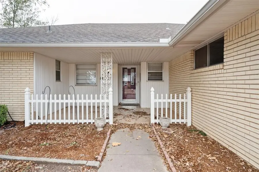 1409 Woodland Way, Oklahoma City, OK 73127 - Image #2