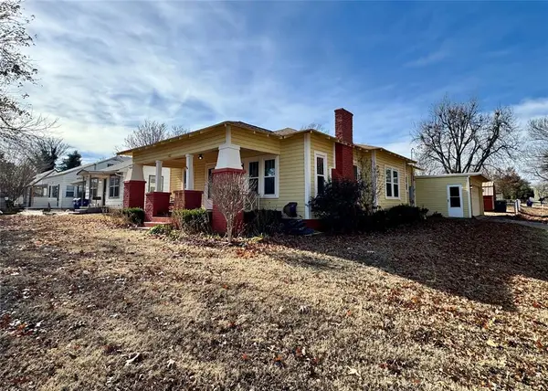 1702 S 19th Street, Chickasha, OK 73018