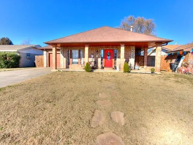 817 NW 7th Street, Moore, OK 73160 - Image #1