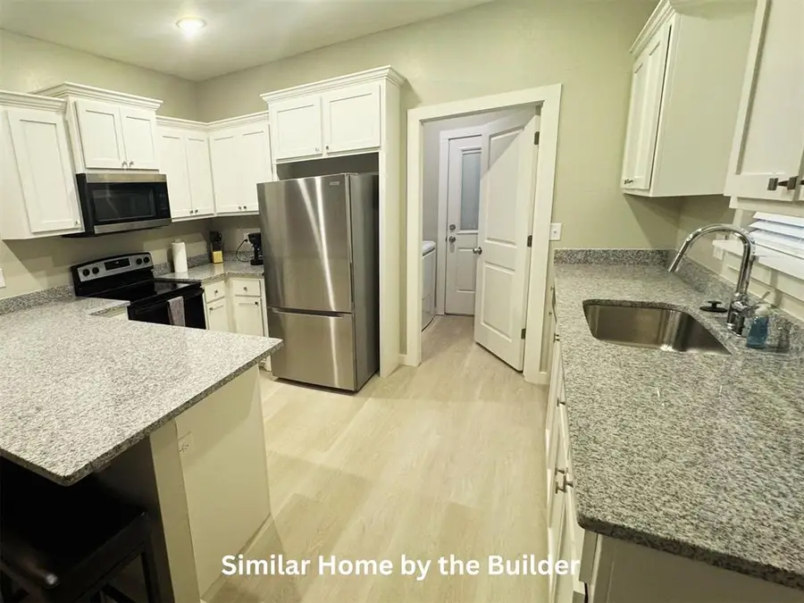 2006 Willow Place, Blackwell, OK 74631 - Image #2