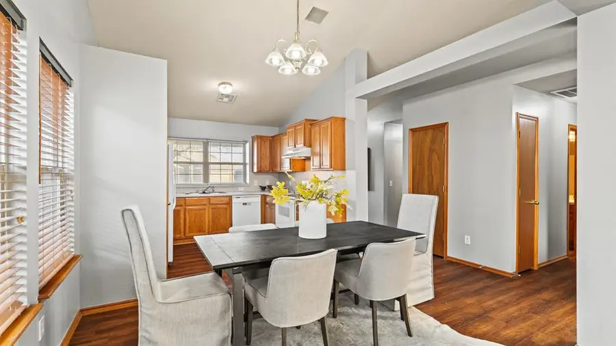 10636 NW 34th Terrace, Yukon, OK 73099 - Image #3