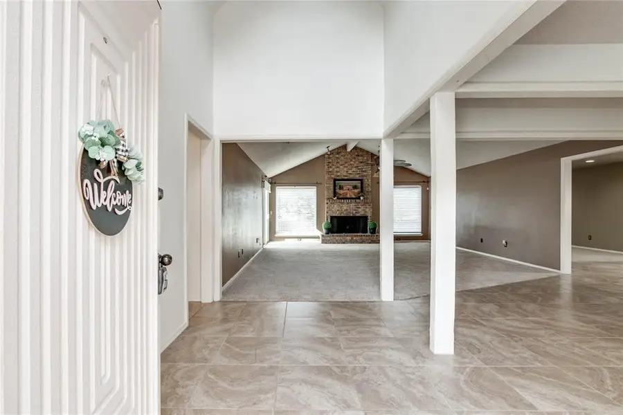 12909 Saint Christopher Drive, Oklahoma City, OK 73120 - Image #3