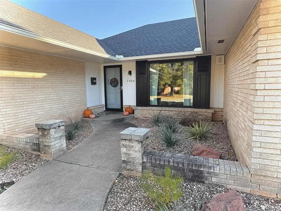 2404 NW 111th Street, Oklahoma City, OK 73120 - Image #2