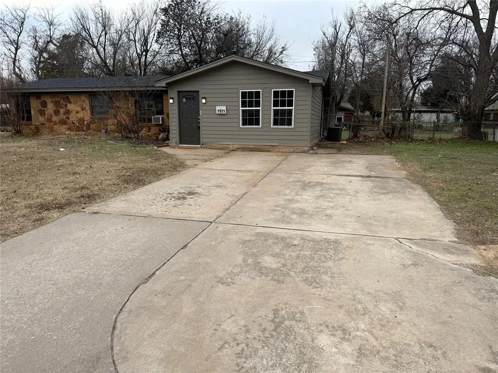1921 Cherry Lane, Del City, OK 73115 - Image #1