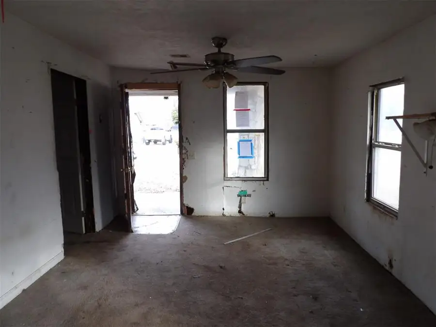 316 SW 42nd Street, Oklahoma City, OK 73109 - Image #2