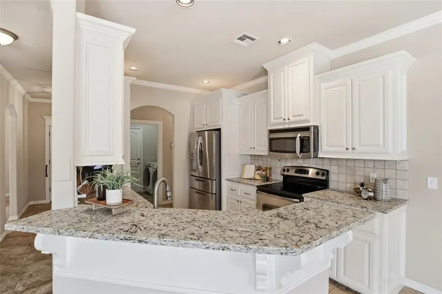 11216 Arbor Lake Drive, Oklahoma City, OK 73170 - Image #3